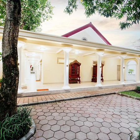 Tirtodipuran Hotel By Natts Hospitality Indonesia Yogyakarta Exteriér fotografie